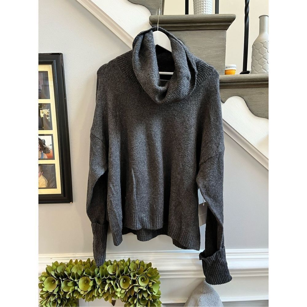 Chelsea 28 Gray Wide Cuff Cowl Neck Sweater sz L NWT